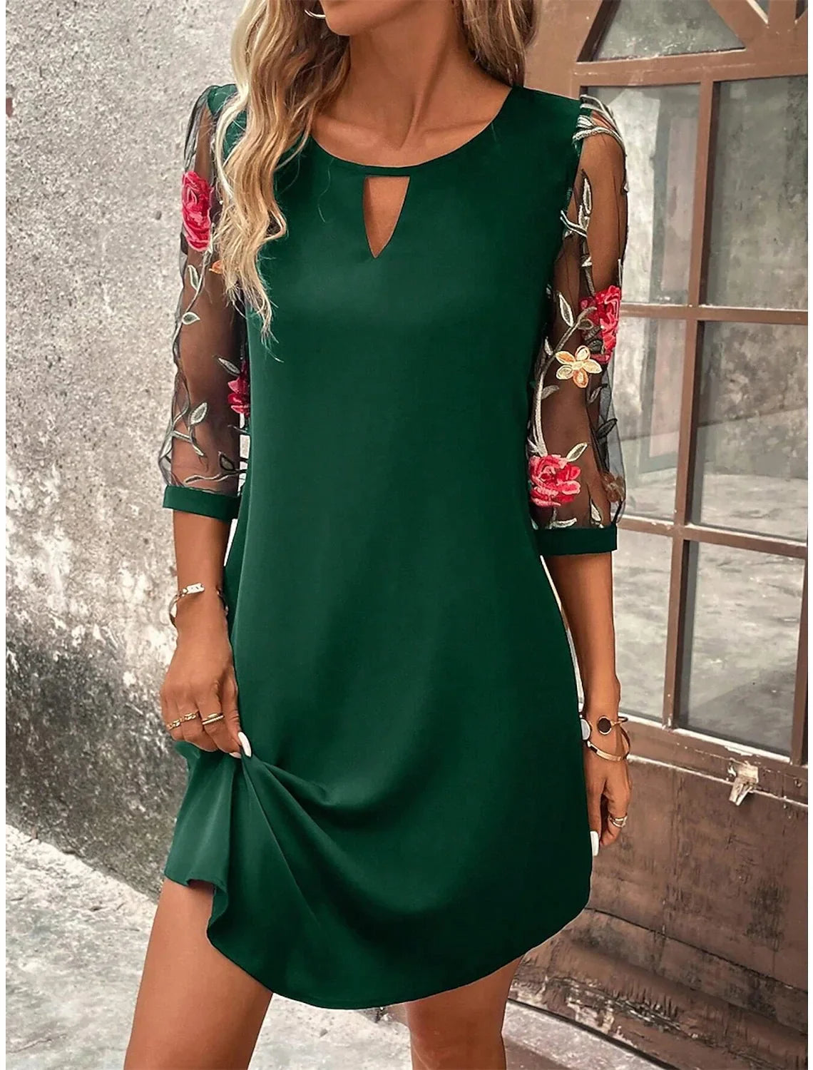 Vestido Feminino com Bordado Tamires