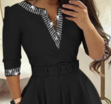 Vestido Manga Longa Preto Princesa