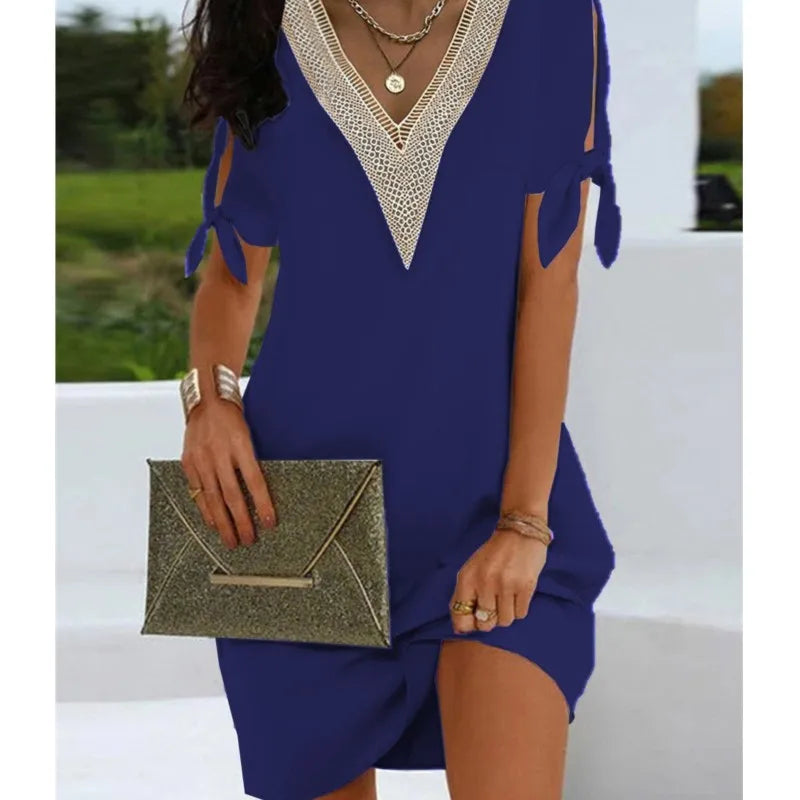 Vestido Feminino com Gola Detalhada Ana