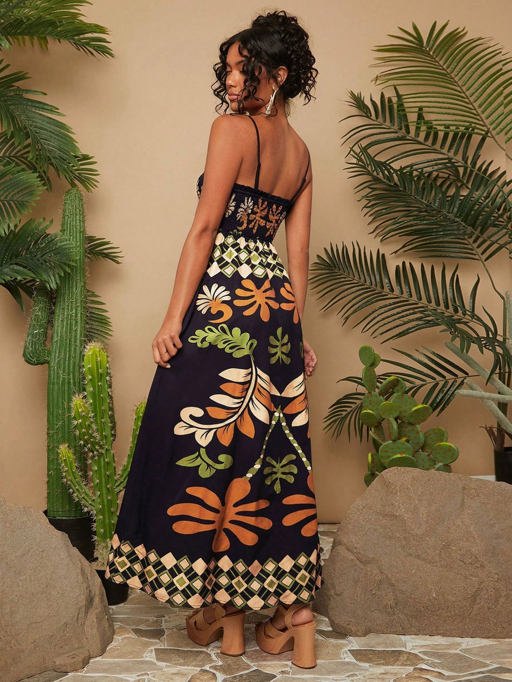 Vestido de Alça Estampa Natureza