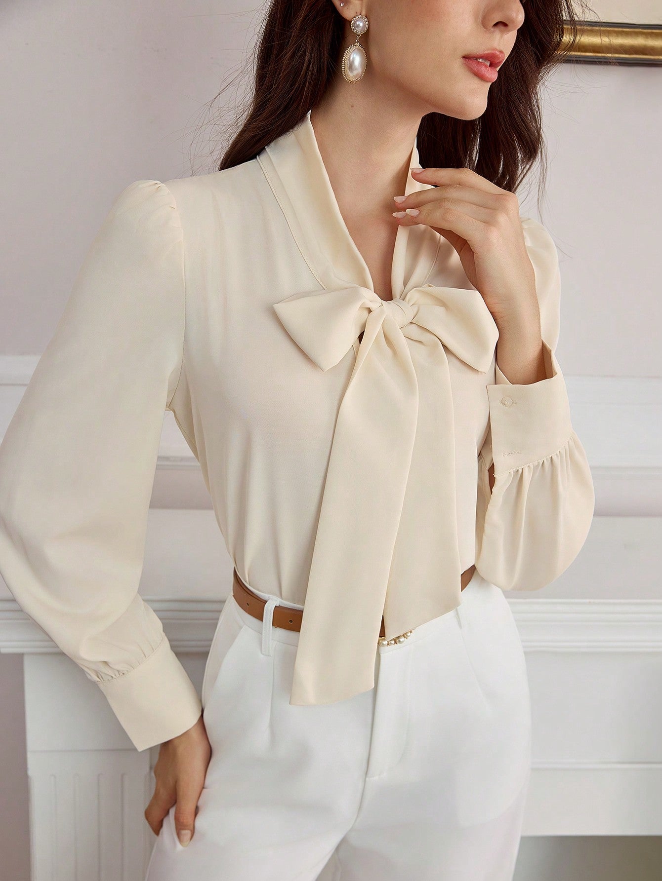 Blusa de Manga Comprida com Detalhes Flavia