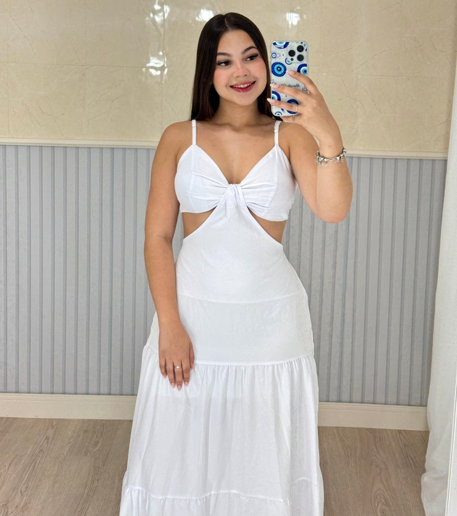 Vestido Longo Com Aberturas Bela