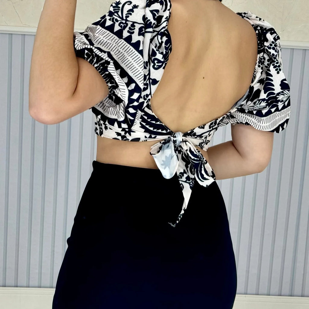 Cropped Encanto Preto + Bege